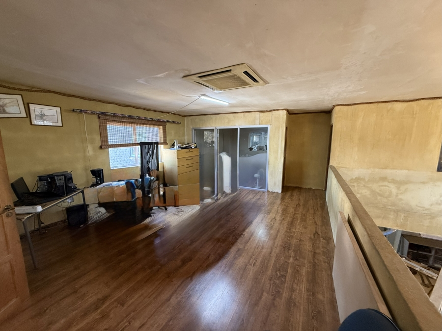 Commercial Property for Sale in Killarney Gardens Western Cape